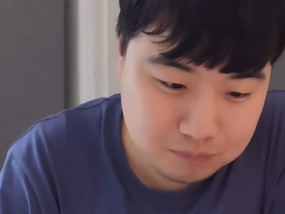 (ویدئو) واکنش بامزه داماد کره‌ای به خوردن قورمه سبزی